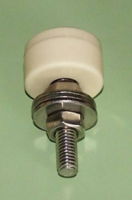 porcelain insulator- med