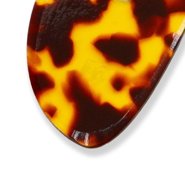 Close-up of Flux Throwing Rib F6 edge profile for pottery shaping