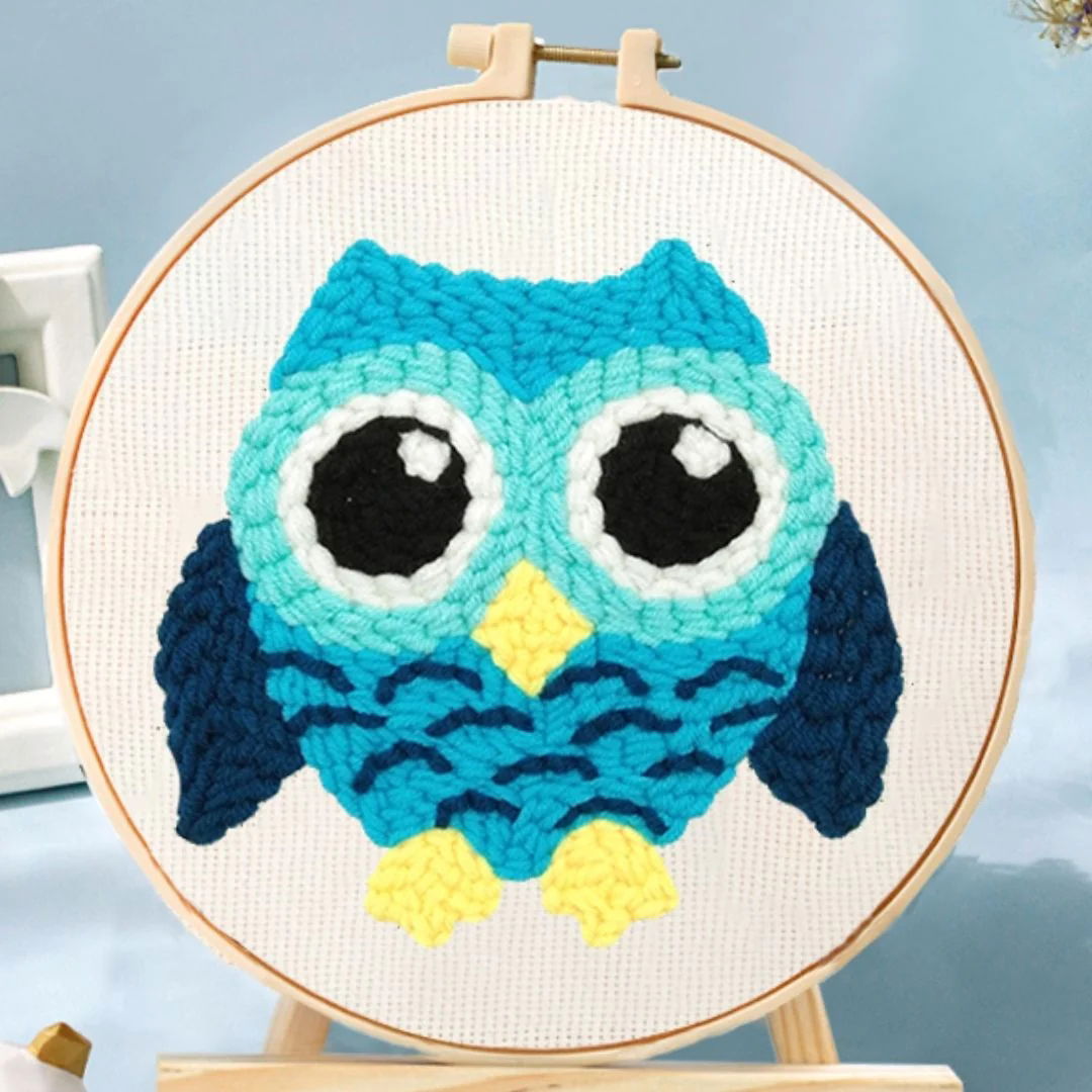 Blue Owl - Punch Needle Kit - 20 x 20cm