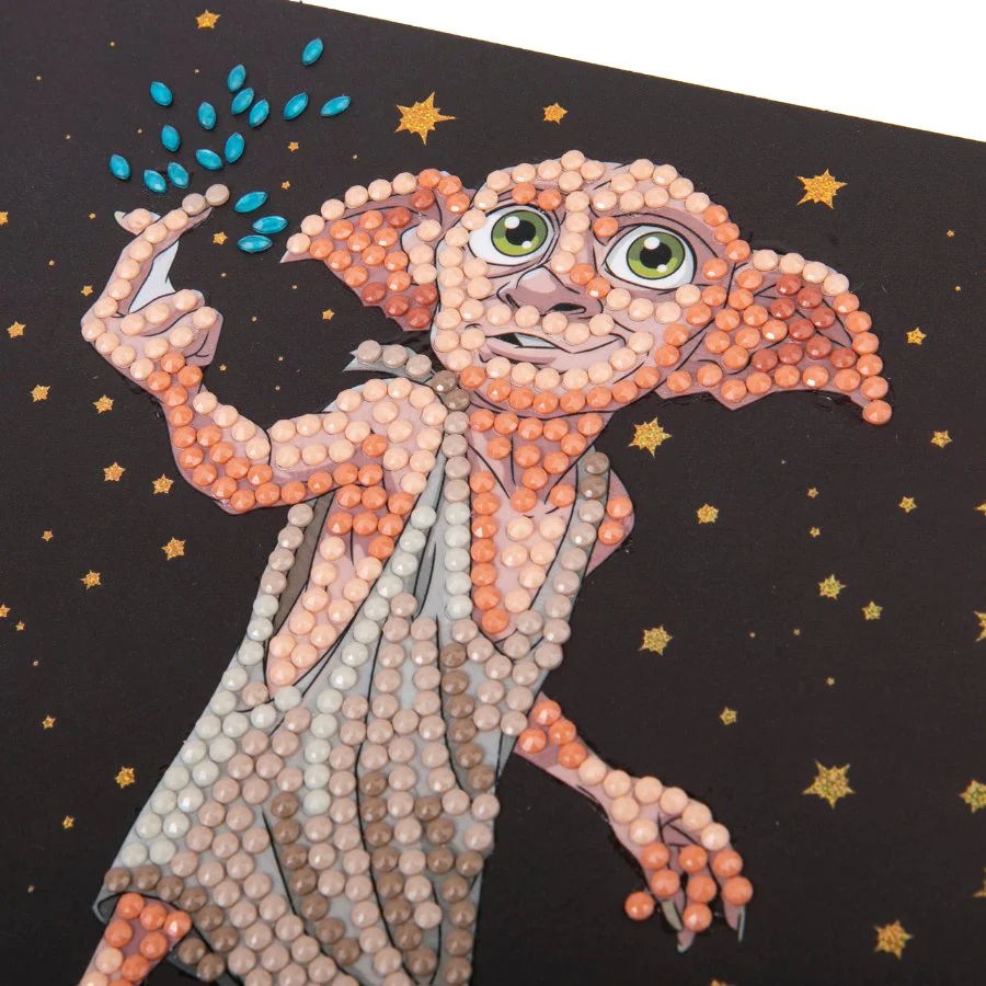 CCK-HPS403 Dobby-the-House-Elf_-Crystal-Art-Card-Close-Up__2_1-851815