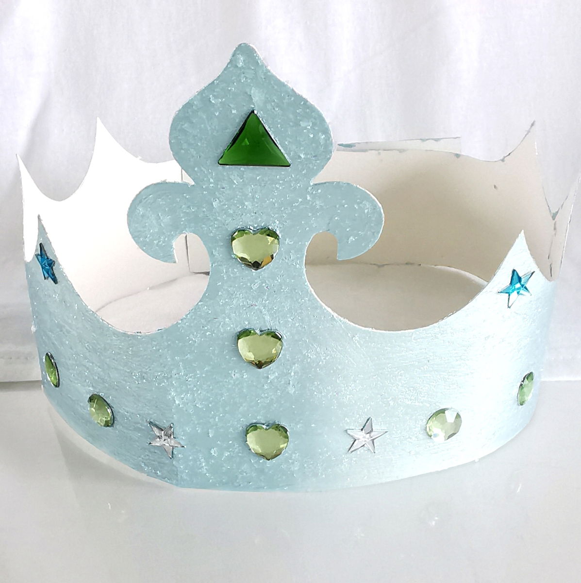 Crowns - Card 10-16.5cm H, 60cm L (5 asstd) 