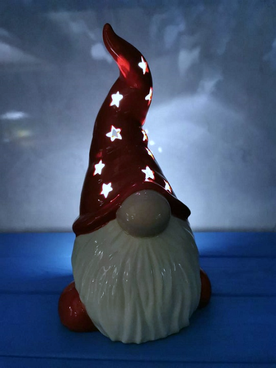 Tall Hatted Gnome Lantern