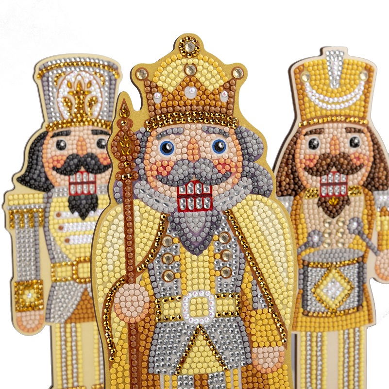 Golden Nutcrackers (4 asstd) - Crystal Art XL Buddies