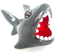 5157 shark scrubby holder