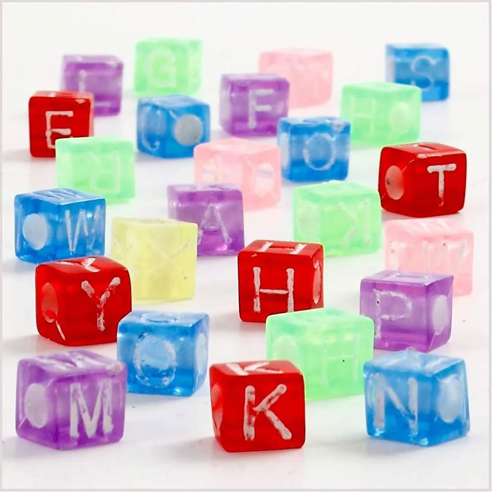 CH61787 Letter Beads for Jewellery Making close up