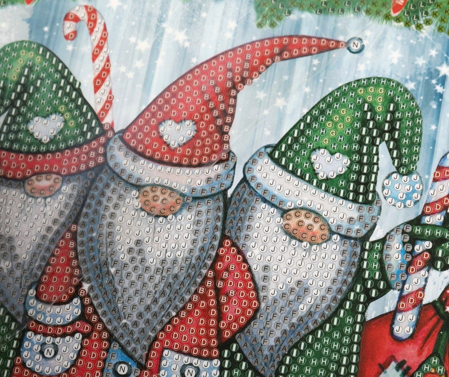 Santa Gnomes- Crystal Art Card Kit 18x18cm