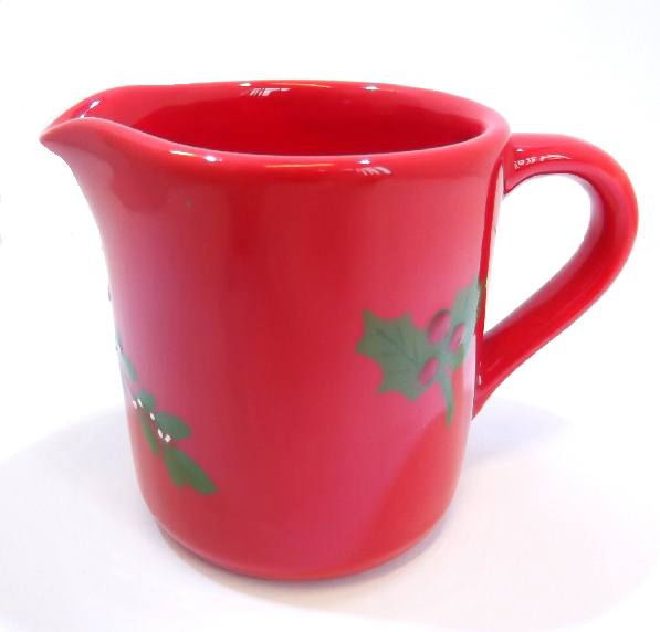 4049 Creamer in red