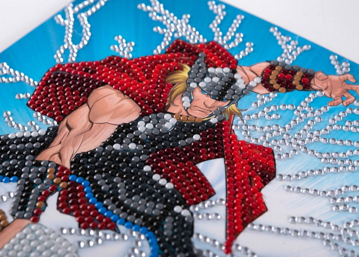 Thor 18 x 18cm Marvel Crystal Art Card Kit